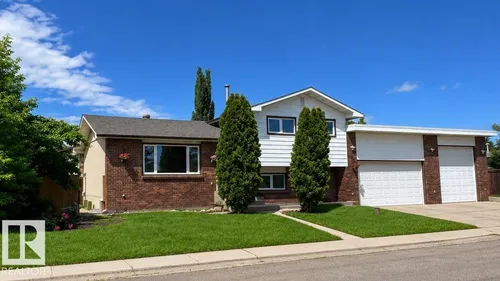 7312 137 AV NW