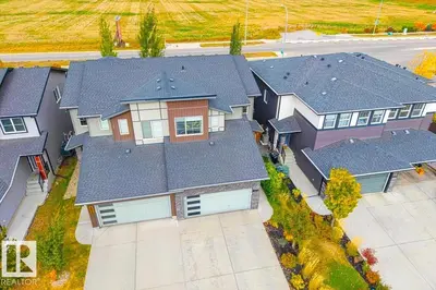 Photo 3 of 2808 KOSHAL CR SW