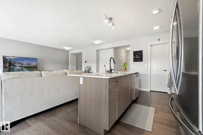 Photo 2 of 17308 49 ST NW