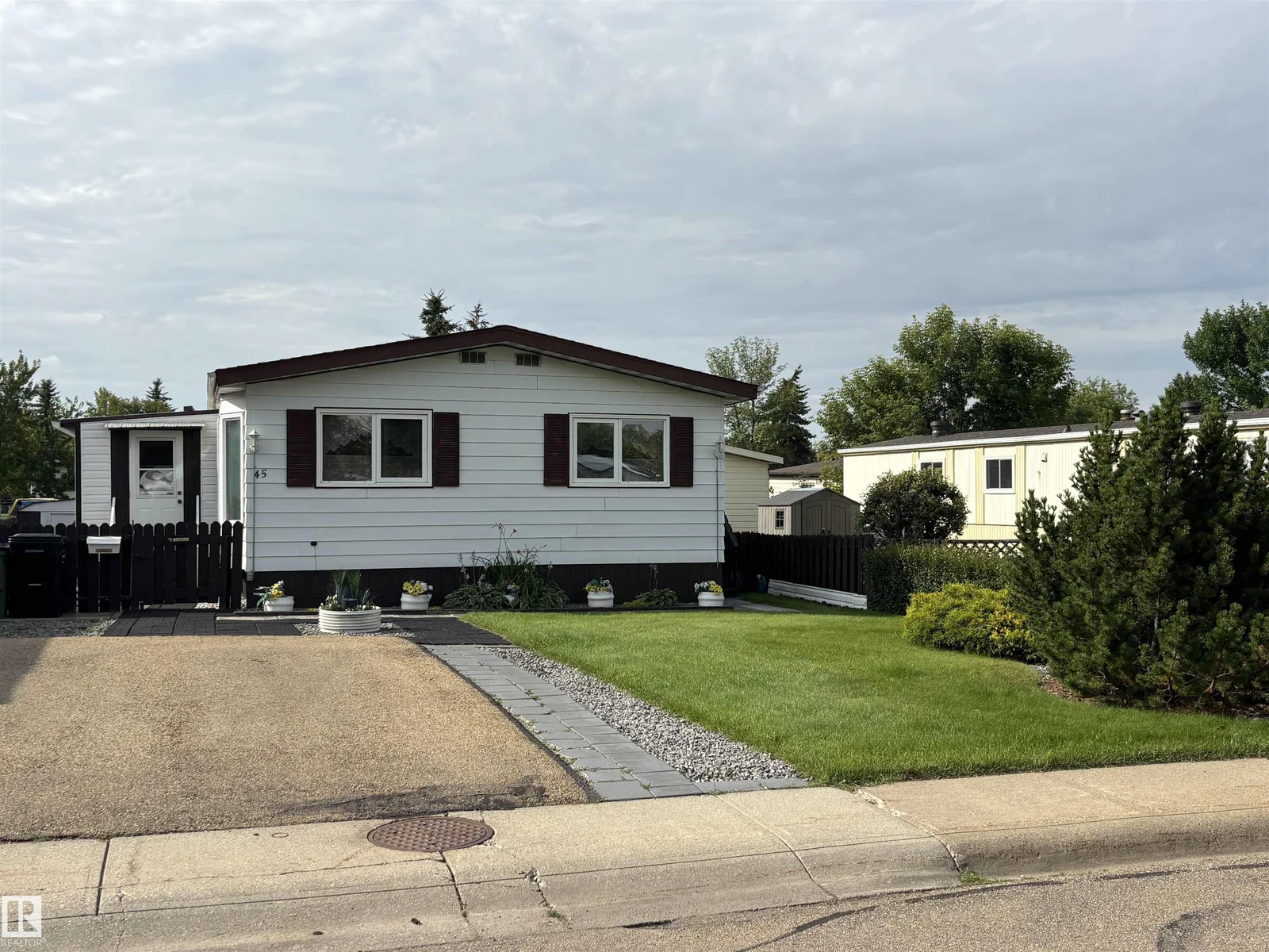 45 Oak Ridge DR NW, Edmonton