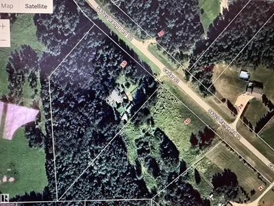 Photo 4 of #40 54120 RGE ROAD 12