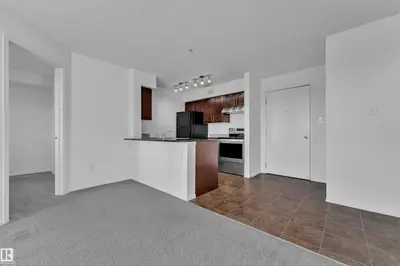 Photo 2 of #323 274 MCCONACHIE DR NW