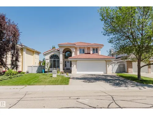 15 CORMACK CR NW