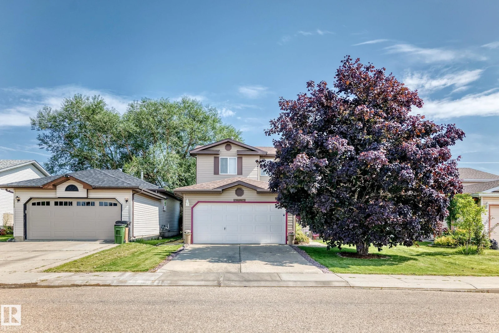13069 37 ST NW, Edmonton