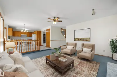 Photo 3 of 15304 74 ST NW