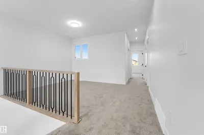 Photo 3 of 13136 187 AV NW