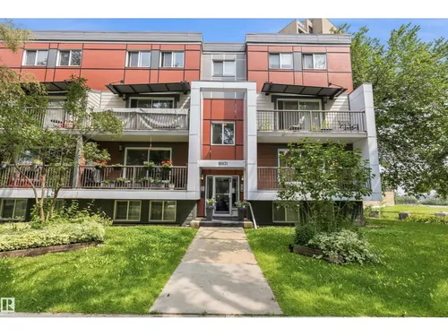 #8 10931 83 ST NW