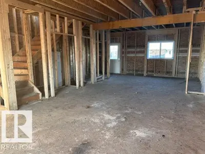 Photo 1 of 10201 92A Ave