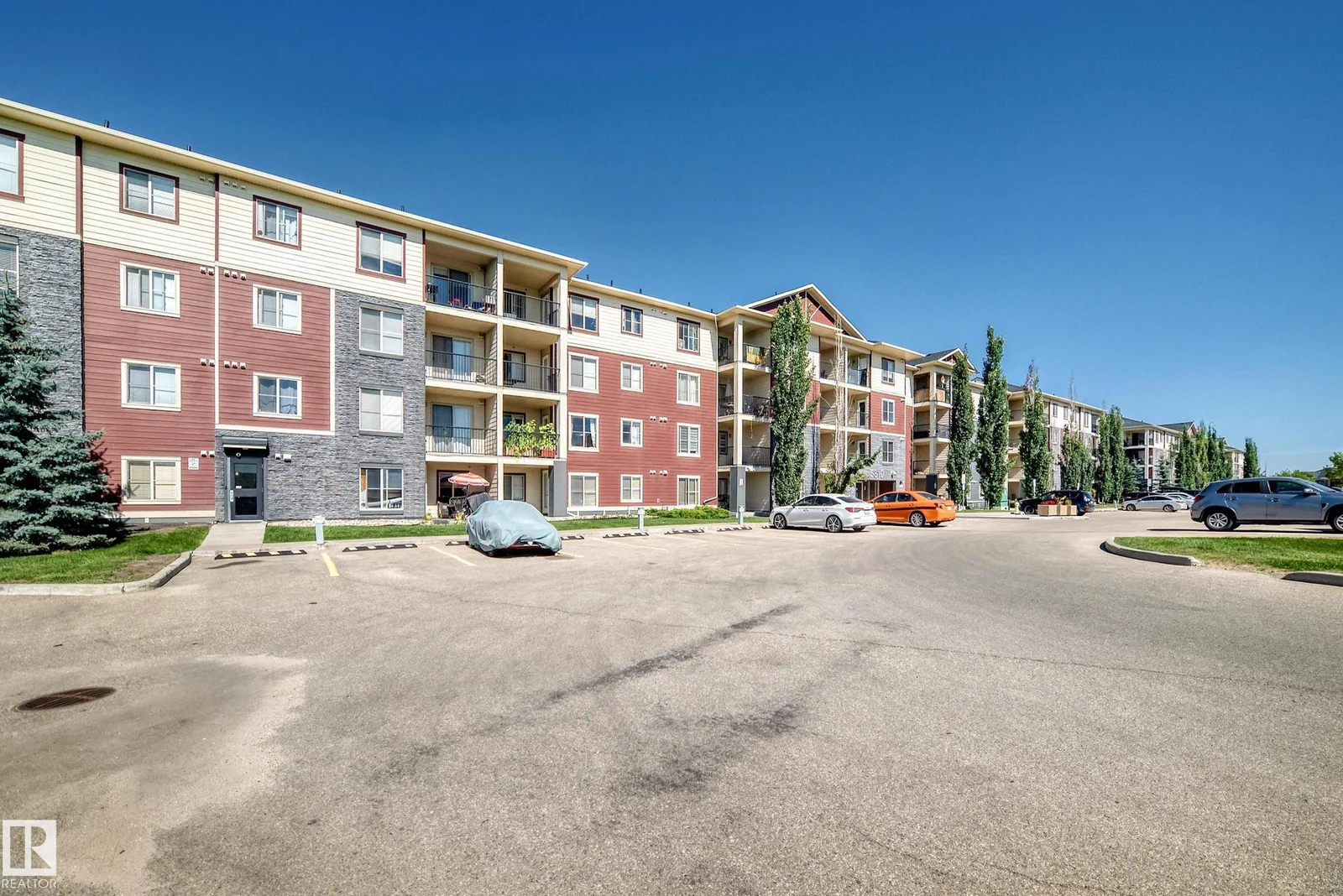 #218 5810 MULLEN PL NW NW, Edmonton