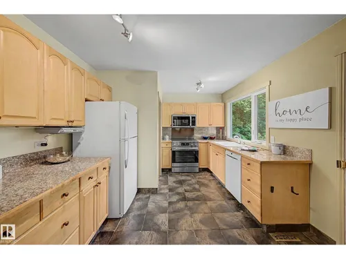9516 129A AV NW