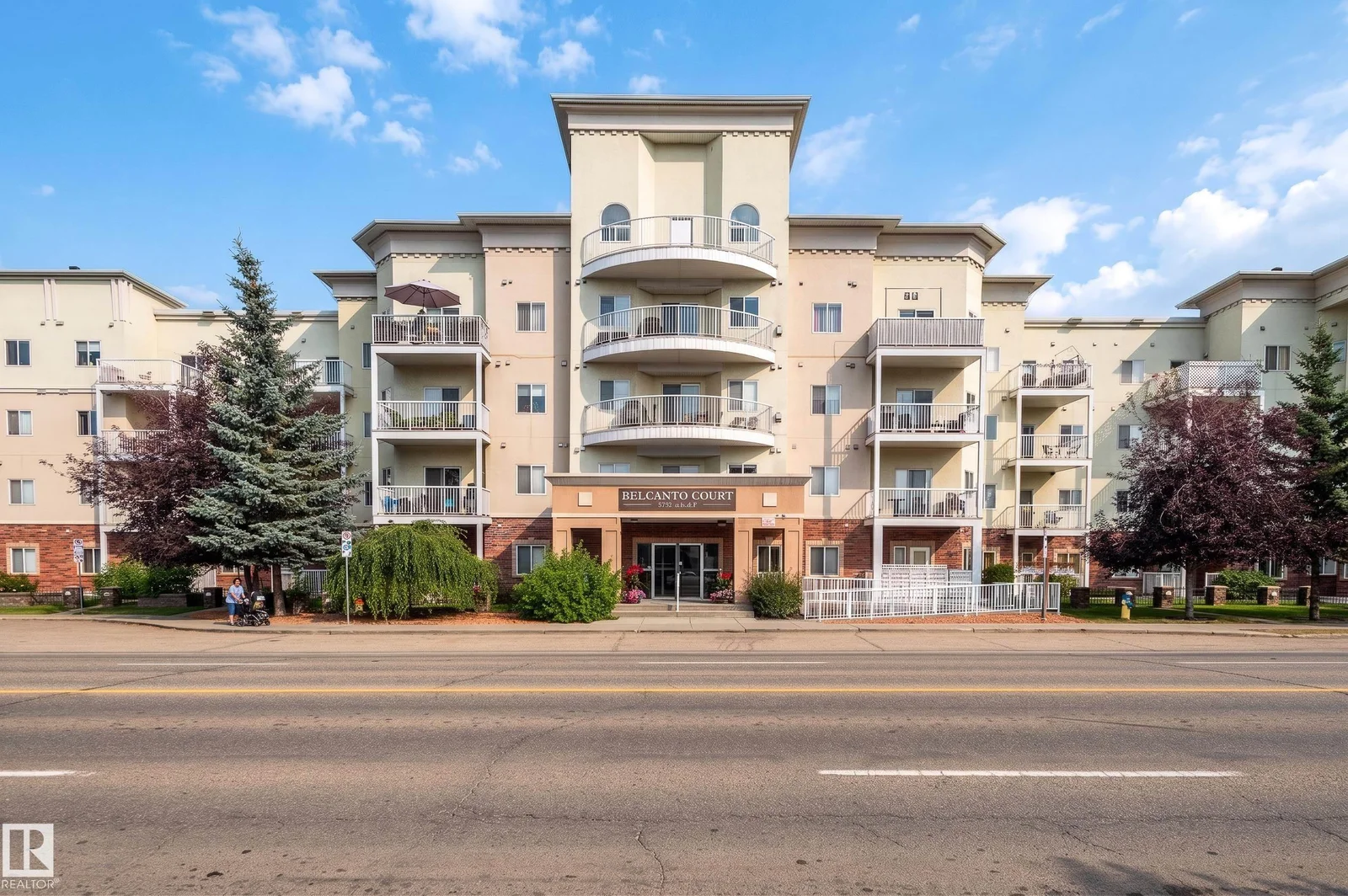 #319 8528 82 AV NW, Edmonton