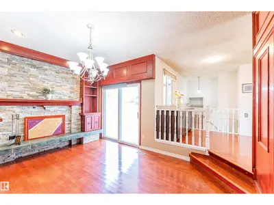 Photo 4 of 16524 116 ST NW