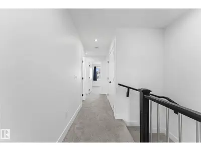 Photo 4 of 3606 42 AV
