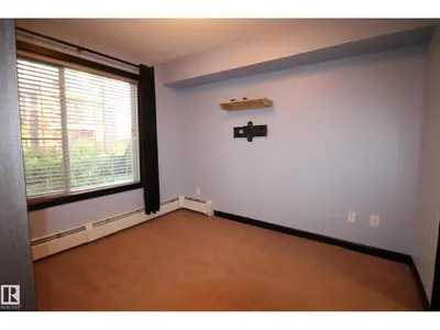 Photo 1 of #105 3719 Whitelaw LN NW