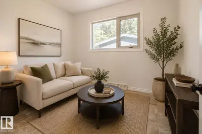 Photo 3 of 6804 102A AV NW