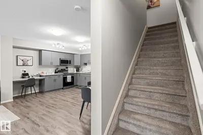 Photo 4 of 17253 9A AV SW