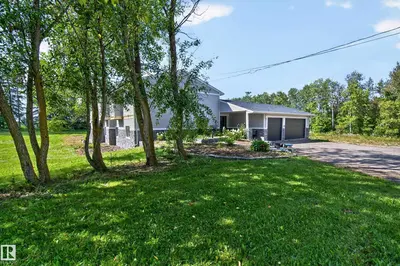 Photo 2 of #170 52471 RGE ROAD 223