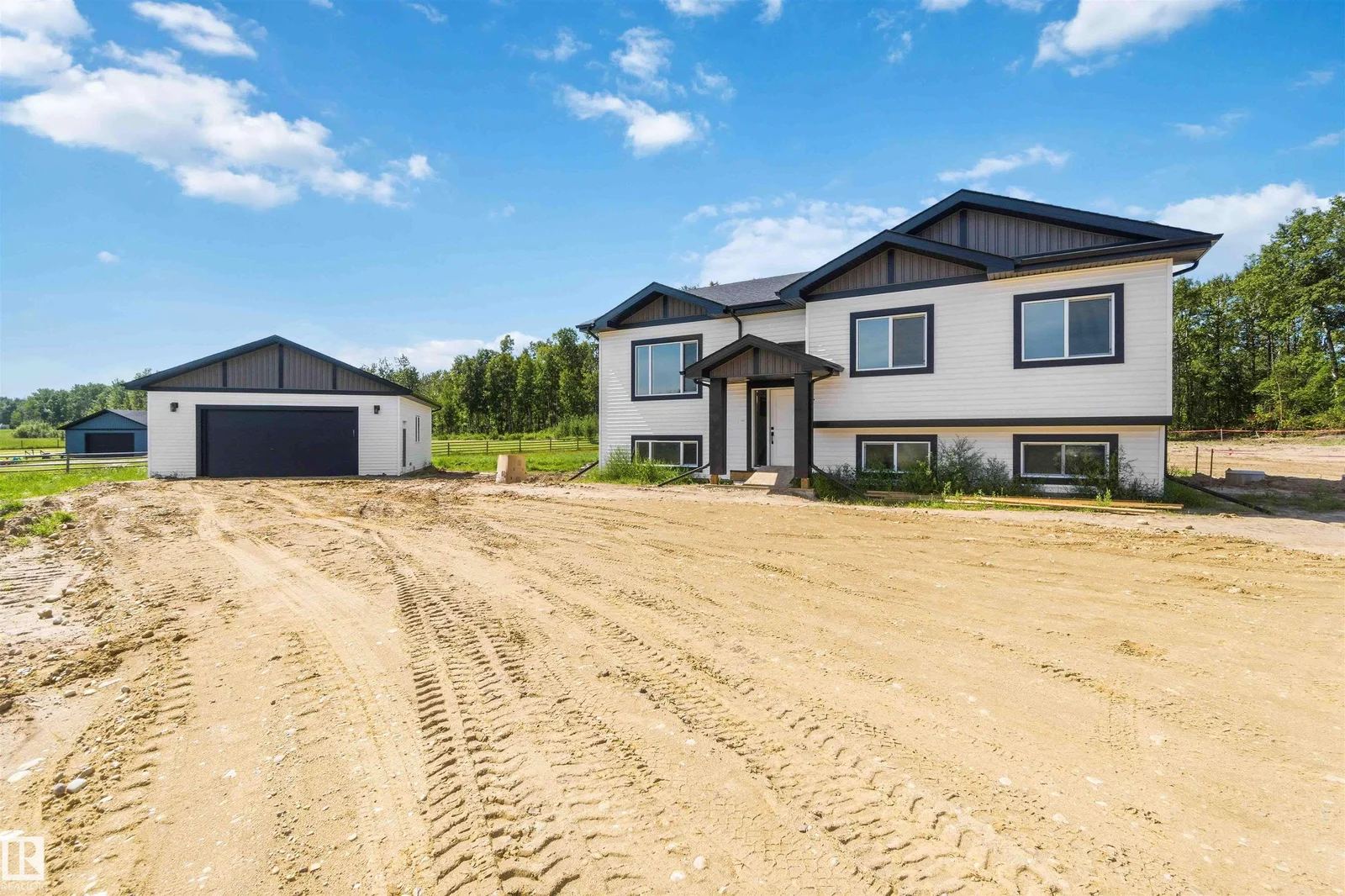 #401 55108 RANGE ROAD 15, Rural Lac Ste. Anne County