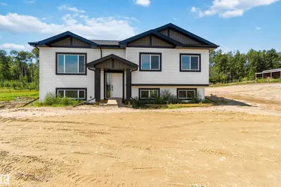 Photo 1 of #401 55108 RANGE ROAD 15