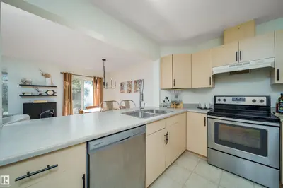 Photo 4 of #29 200 ERIN RIDGE DR