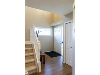 Photo 3 of 3575 MCLEAN CR SW