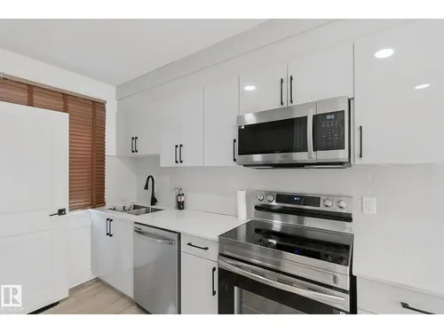 11914 124 ST NW