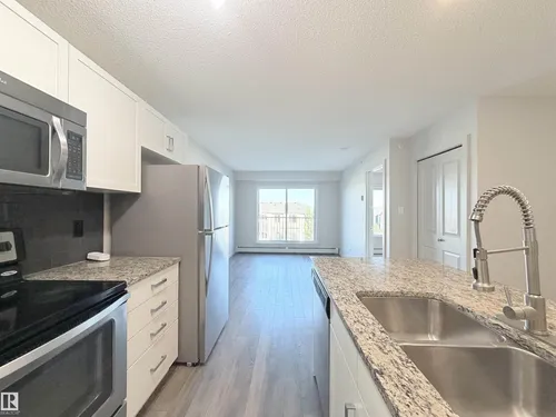 390 Windermere RD NW