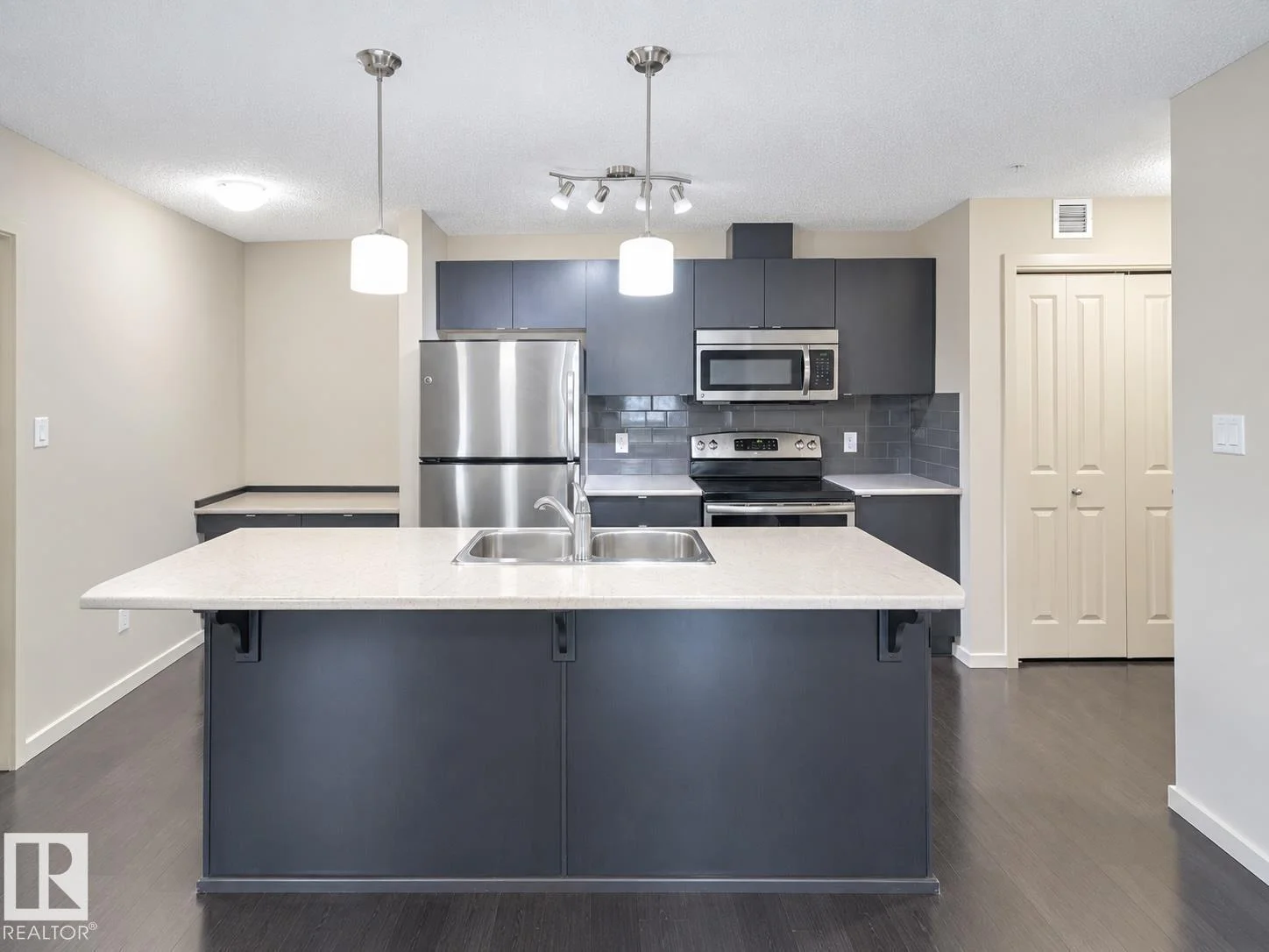 #216 340 WINDERMERE RD NW, Edmonton