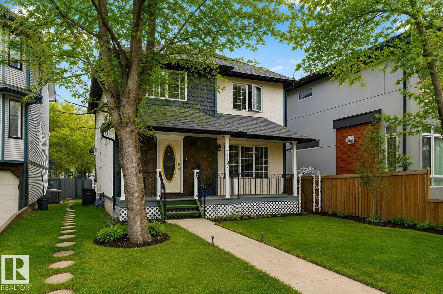 11107 UNIVERSITY AV NW, Edmonton