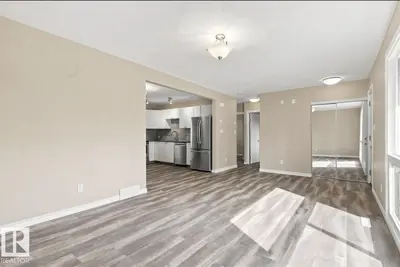 Photo 2 of 15812 110A AV NW