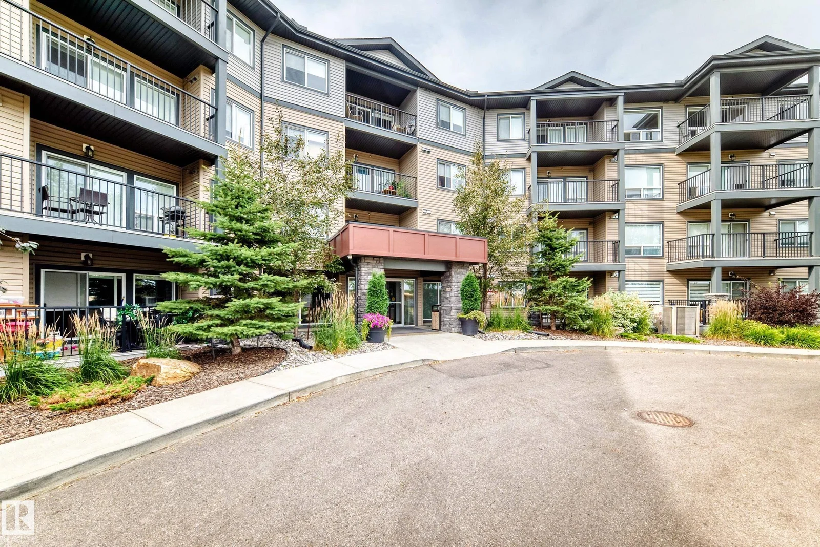 #220 11511 27 AV NW, Edmonton