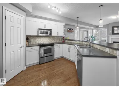 Photo 4 of #209 9811 96A ST NW
