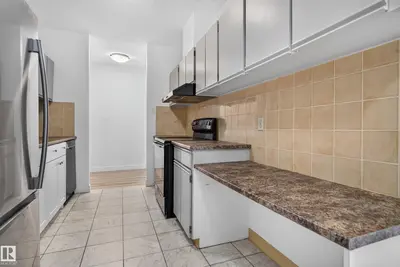Photo 2 of #301 9809 110 ST NW