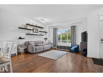 Photo 2 of 325 HAWKS RIDGE BV NW