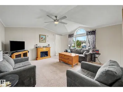 Photo 2 of 3029 Aspen WD SW
