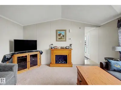 Photo 3 of 3029 Aspen WD SW