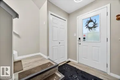 Photo 2 of 21339 91 AV NW