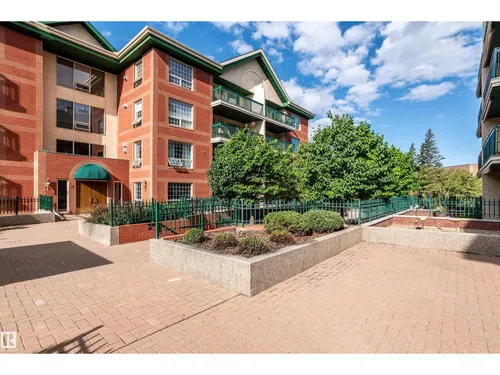 #106 35 SIR WINSTON CHURCHILL AV