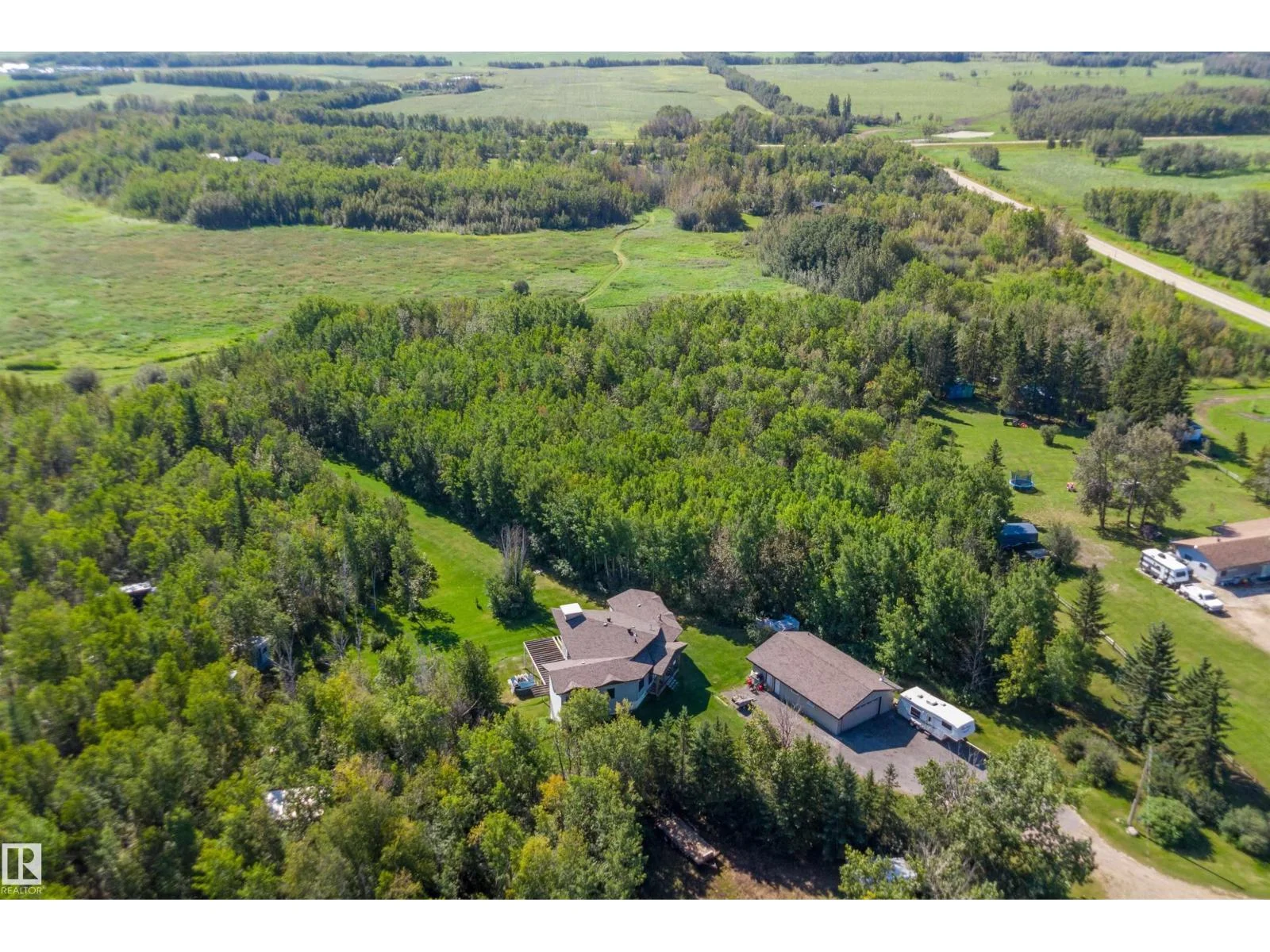 109 49427 Rng Rd 211A, Rural Camrose County