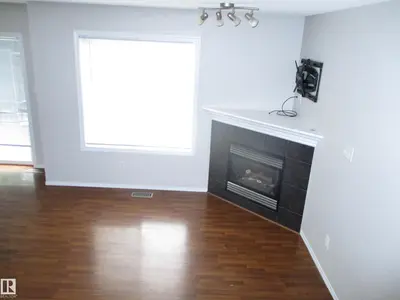 Photo 4 of #37 287 macewan RD SW