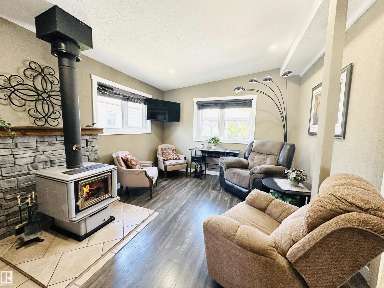 4306 47 ST, Wetaskiwin