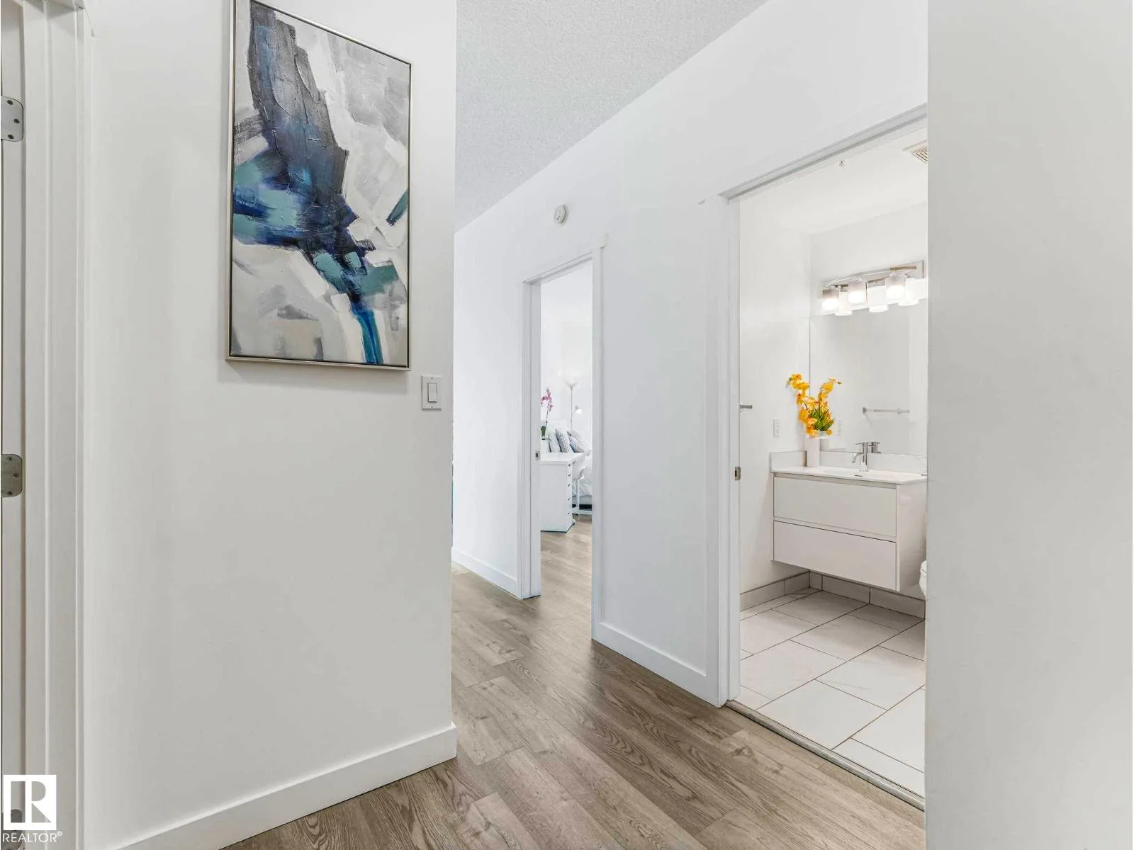 #305 10504 99 AV NW NW, Edmonton