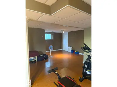 Photo 1 of 124 Ward Crescent NW NW