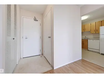 Photo 1 of #1305 9916 113 ST NW