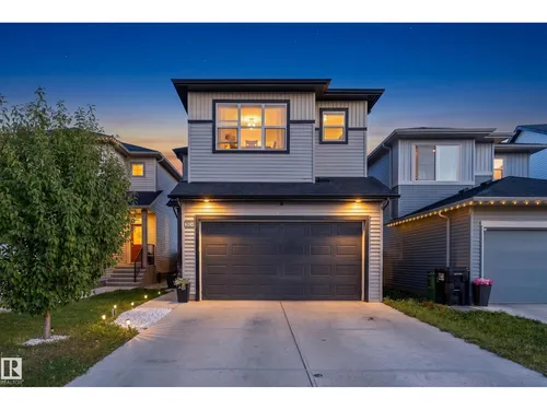 2824 152 AV NW