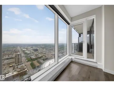 Photo 4 of #4007 10360 102 ST NW