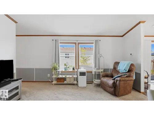 37 Midland RD