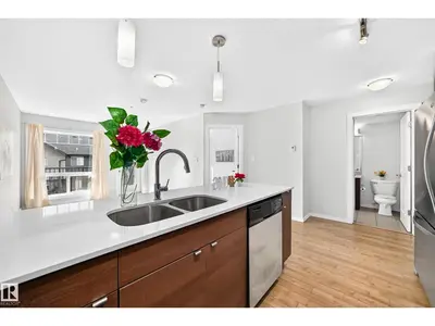 Photo 3 of #302 9523 160 AV NW