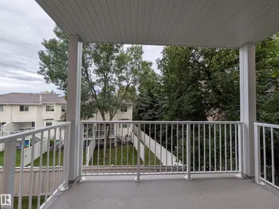 Photo 3 of #310 17467 98A AV NW