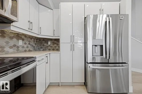 11816 168 AV NW